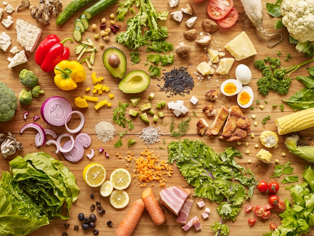 Herbs for Digestion: Bitters, Carminatives & a Calmer Gut